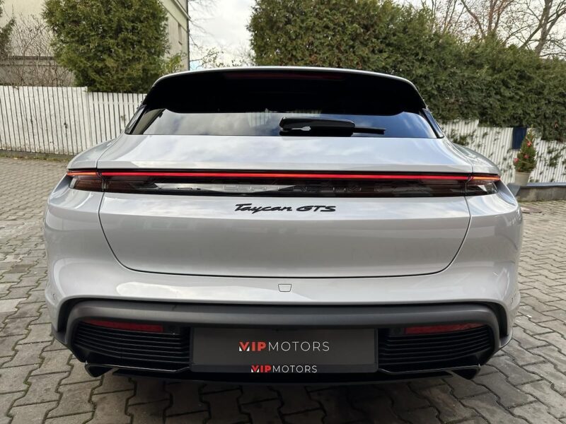Porsche Taycan GTS Sport Turismo
