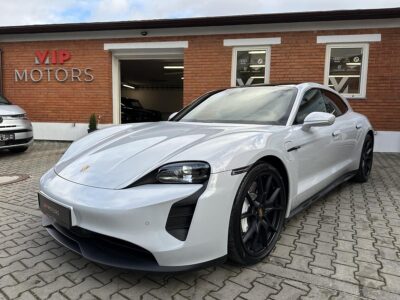 Porsche Taycan GTS Sport Turismo