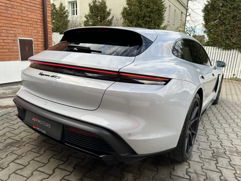 Porsche Taycan GTS Sport Turismo