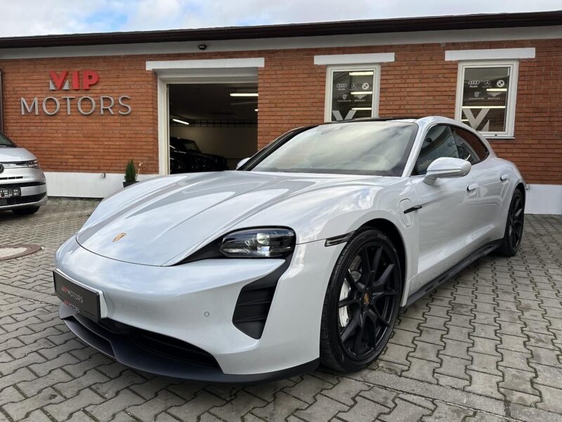 Porsche Taycan GTS Sport Turismo