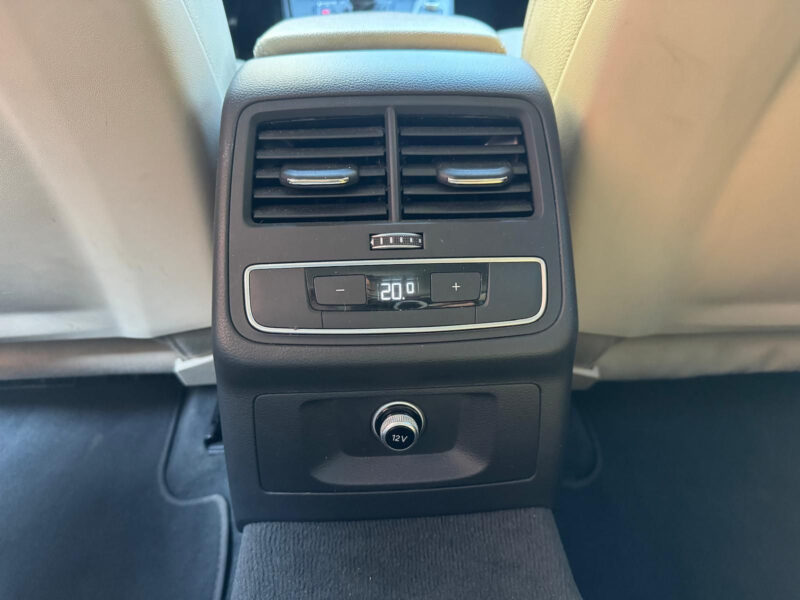 Audi A4 2.0 TDI 140 kW S line