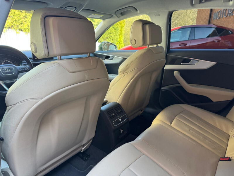 Audi A4 2.0 TDI 140 kW S line
