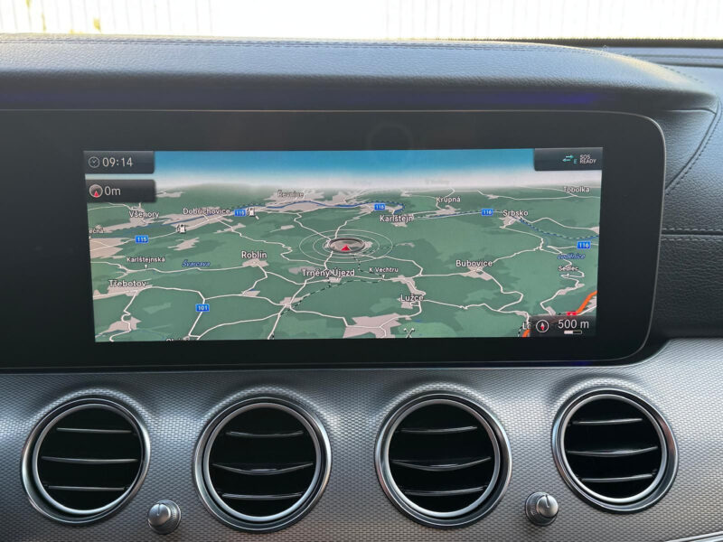 Mercedes-Benz E 220 d 4MATIC AMG