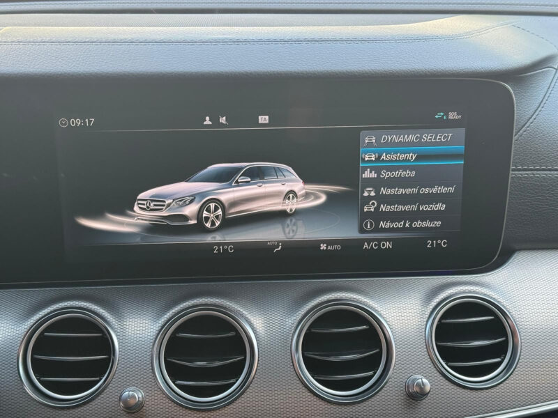 Mercedes-Benz E 220 d 4MATIC AMG