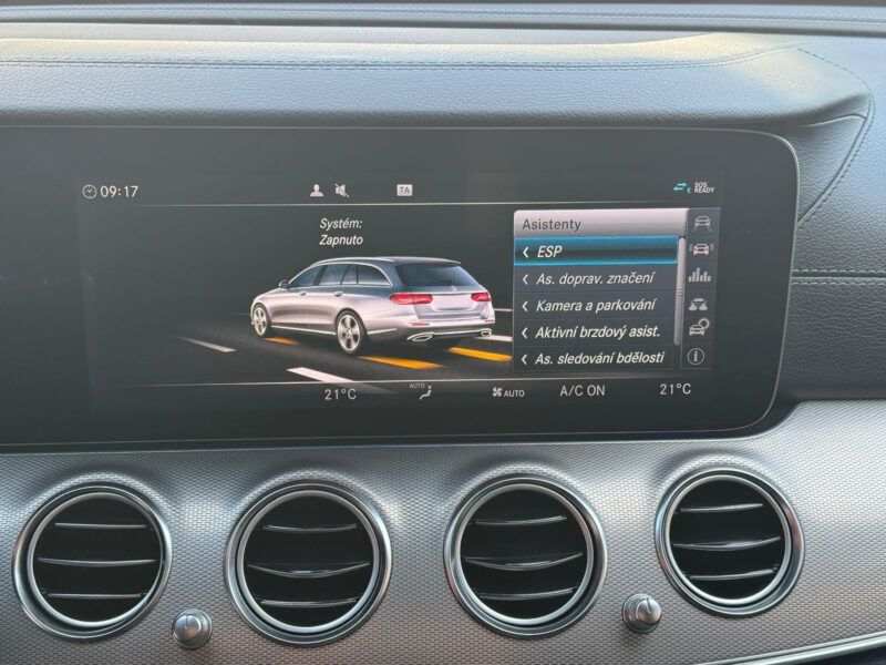 Mercedes-Benz E 220 d 4MATIC AMG