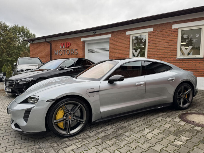 Porsche Taycan Turbo S