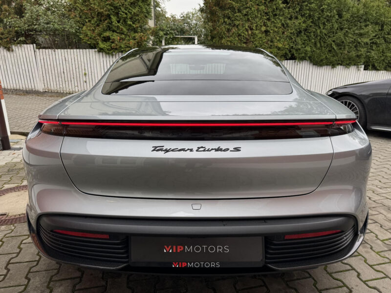 Porsche Taycan Turbo S