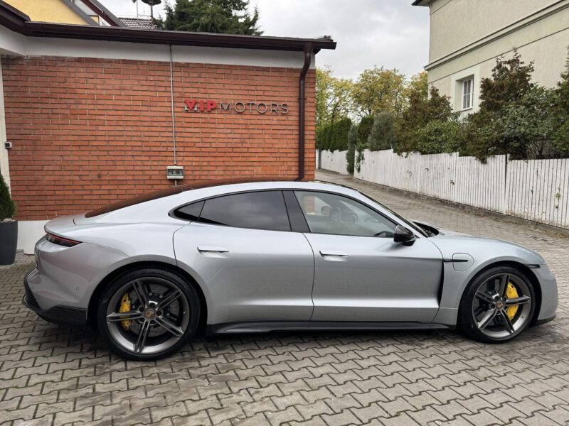 Porsche Taycan Turbo S