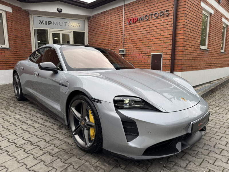 Porsche Taycan Turbo S