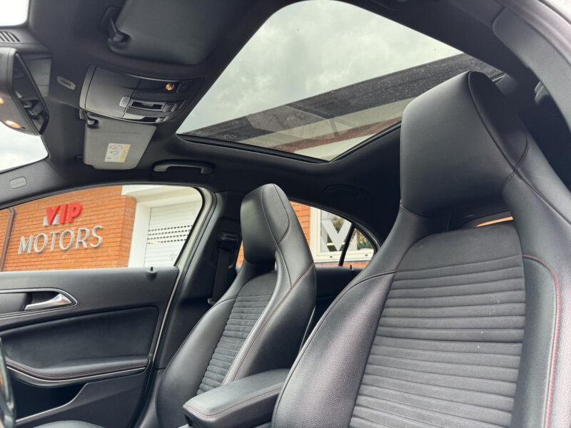 Mercedes-Benz A 220 d 4MATIC AMG