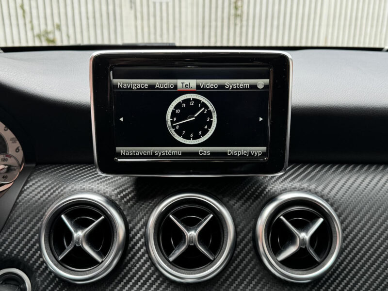 Mercedes-Benz A 220 d 4MATIC AMG