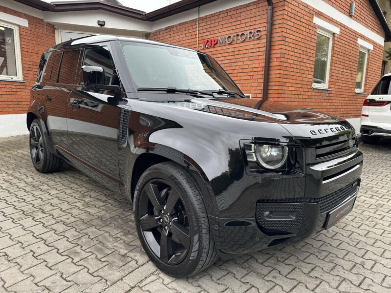 Land Rover Defender D300 R-Dynamic