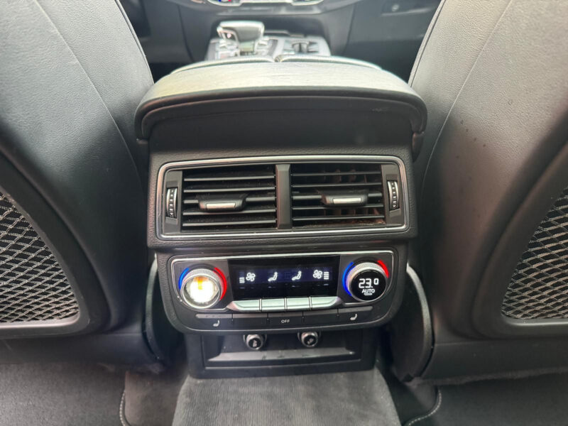 Audi Q7 3.0 TDI quattro S line