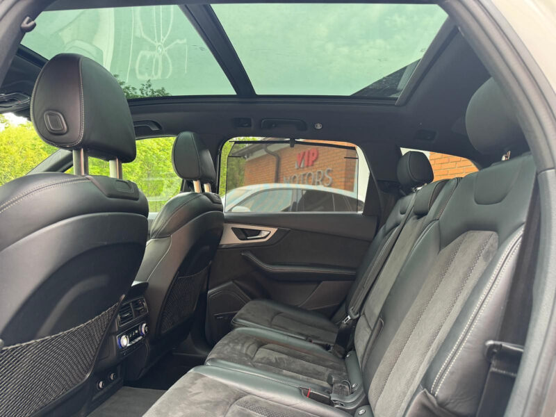 Audi Q7 3.0 TDI quattro S line