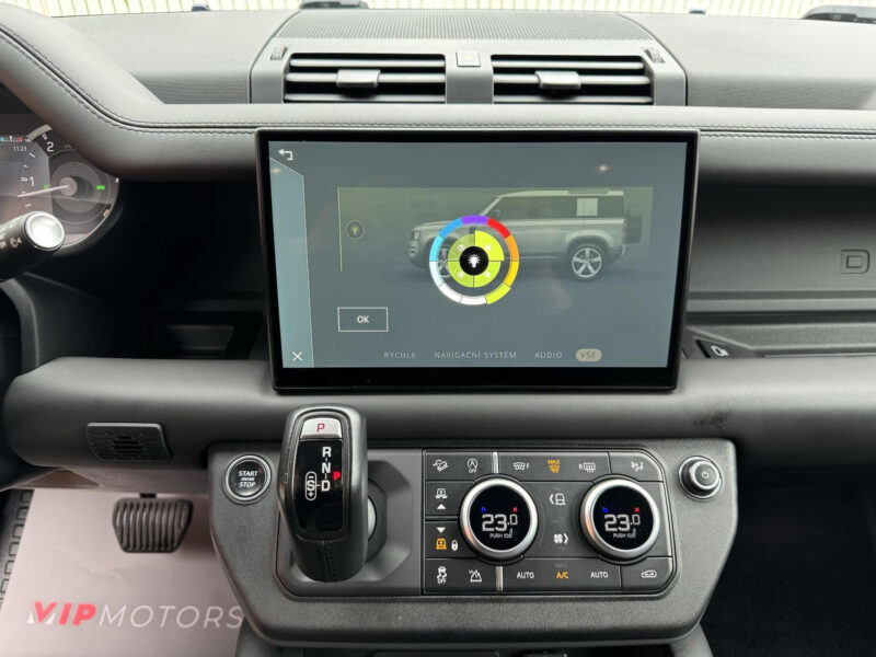 Land Rover Defender D300 R-Dynamic