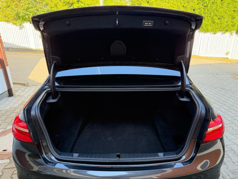 BMW 760Li xDrive V12 Individual