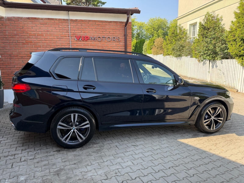 BMW X7 xDrive40d, Individual, M paket, masáže, R21, Bowers & Wilkins