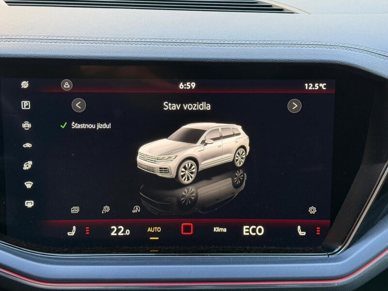 Volkswagen Touareg 3.0 TDI R-Line 210 kW, R22, DCC, Noční vidění