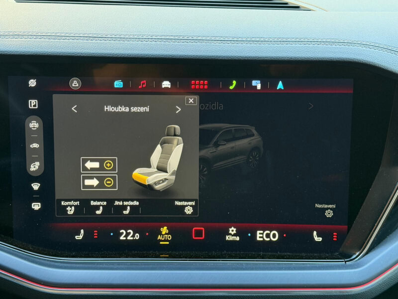 Volkswagen Touareg 3.0 TDI R-Line 210 kW, R22, DCC, Noční vidění