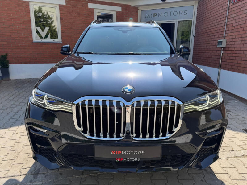 BMW X7 xDrive40d, Individual, M paket, masáže, R21, Bowers & Wilkins