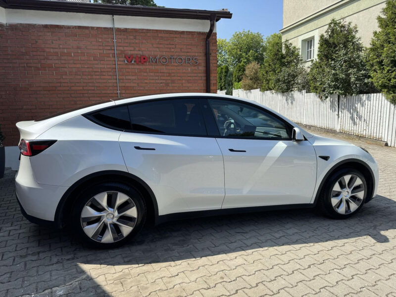 Tesla Model Y Long Range AWD 378 kW, Panorama, Tažné zařízení