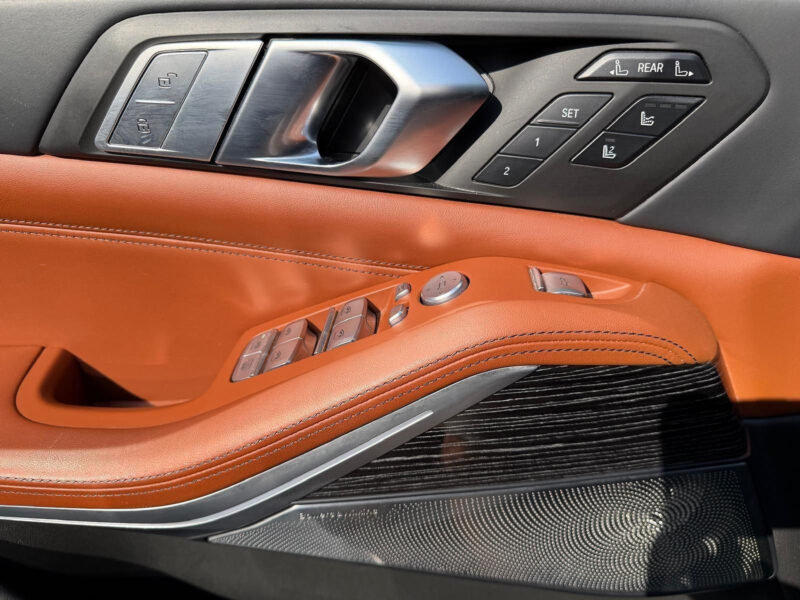 BMW X7 xDrive40d, Individual, M paket, masáže, R21, Bowers & Wilkins
