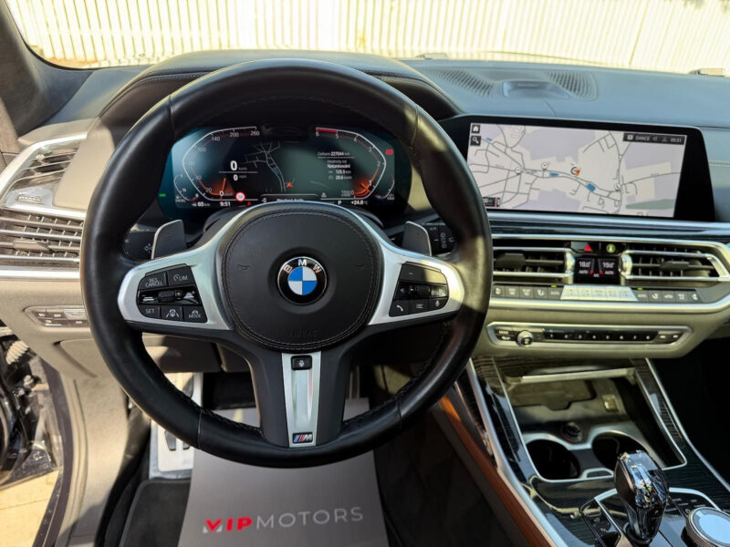 BMW X7 xDrive40d, Individual, M paket, masáže, R21, Bowers & Wilkins