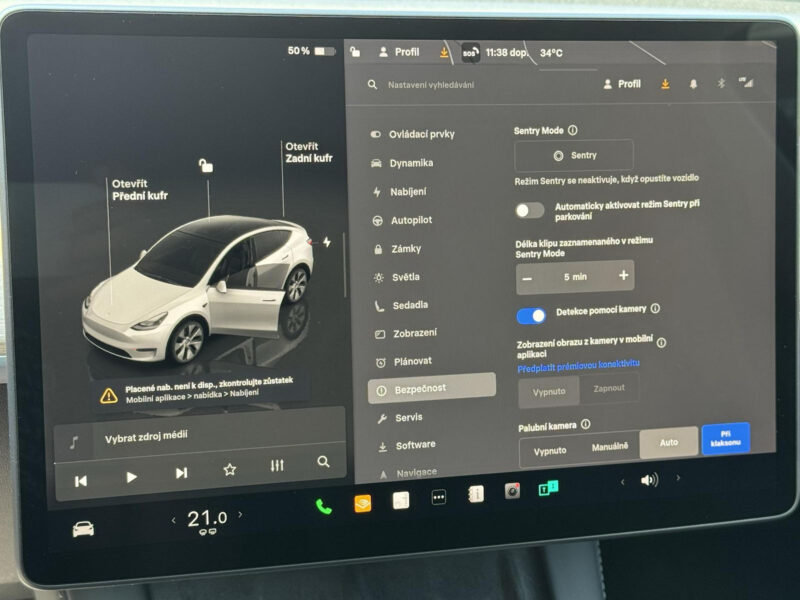 Tesla Model Y Long Range AWD 378 kW, Panorama, Tažné zařízení