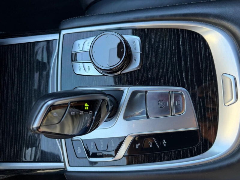 BMW 740d xDrive, Individual, R20, Laser, Harman Kardon