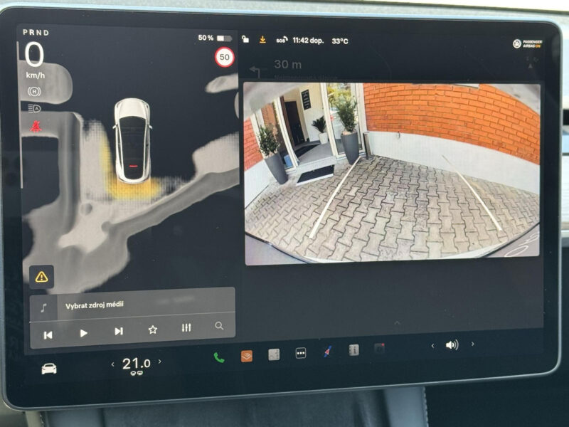 Tesla Model Y Long Range AWD 378 kW, Panorama, Tažné zařízení