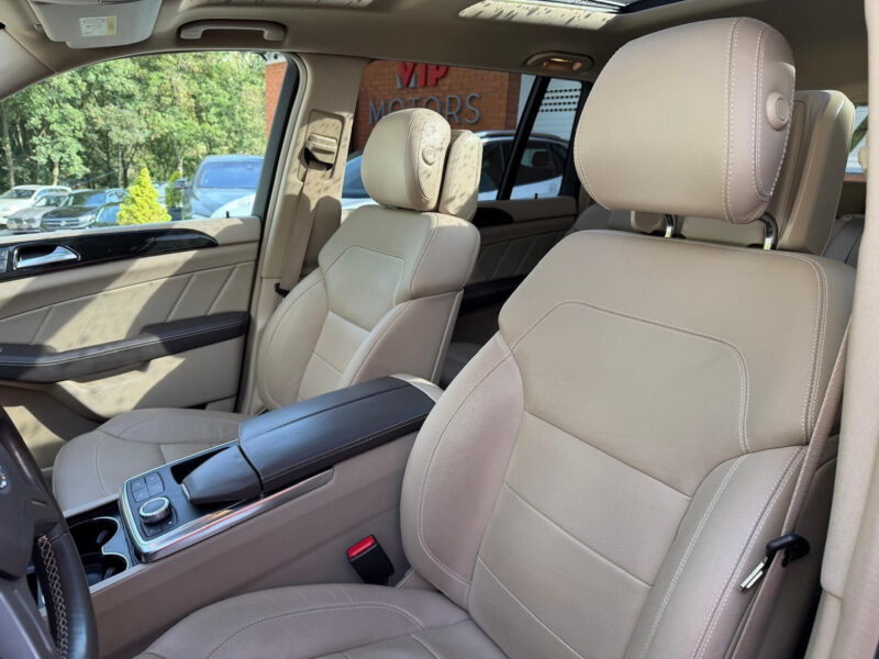 Mercedes-Benz GL 350 CDI 4MATIC, AMG paket, AIRMATIC, panorama, 7 míst