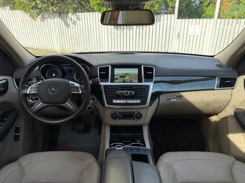Mercedes-Benz GL 350 CDI 4MATIC, AMG paket, AIRMATIC, panorama, 7 míst