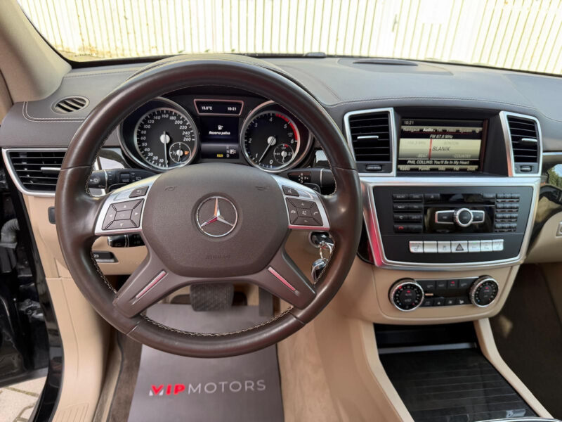 Mercedes-Benz GL 350 CDI 4MATIC, AMG paket, AIRMATIC, panorama, 7 míst