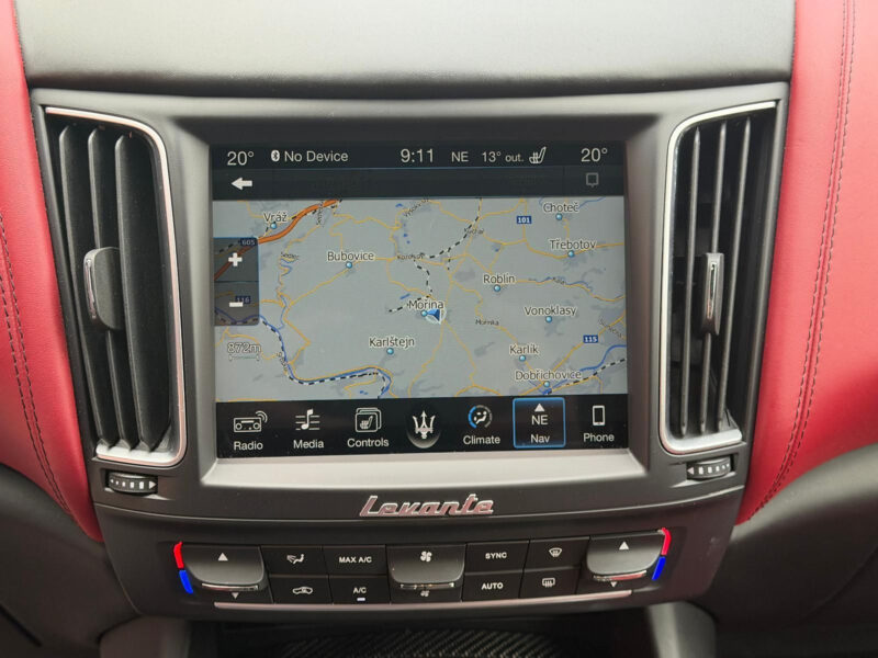Maserati Levante SQ4, 4×4, Harman Kardon, R21, vzduchový podvozek