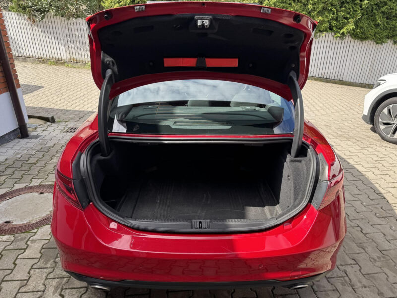Alfa Romeo Giulia 2.0 Q2, Facelift, tažné, bi-xenony