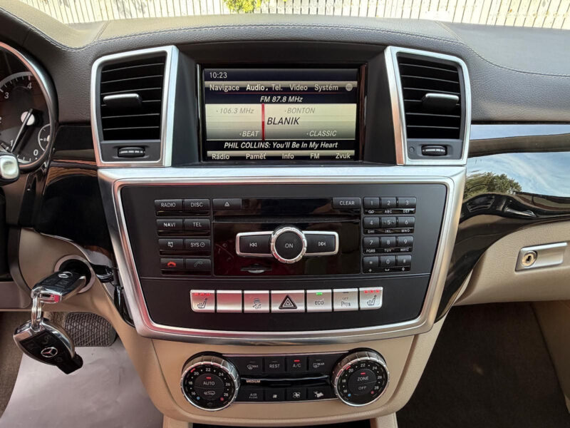 Mercedes-Benz GL 350 CDI 4MATIC, AMG paket, AIRMATIC, panorama, 7 míst