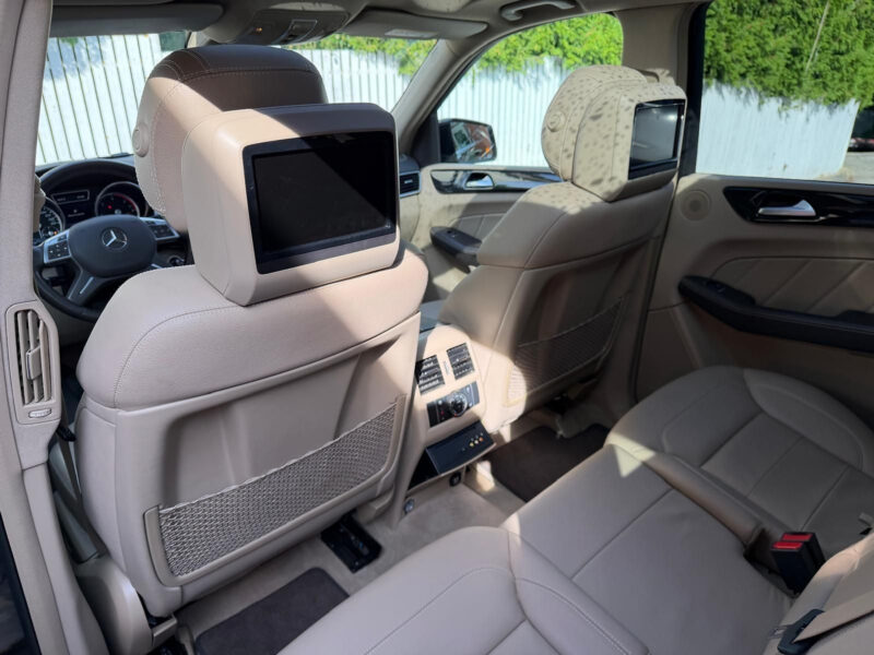 Mercedes-Benz GL 350 CDI 4MATIC, AMG paket, AIRMATIC, panorama, 7 míst