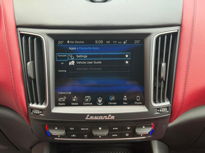 Maserati Levante SQ4, 4×4, Harman Kardon, R21, vzduchový podvozek