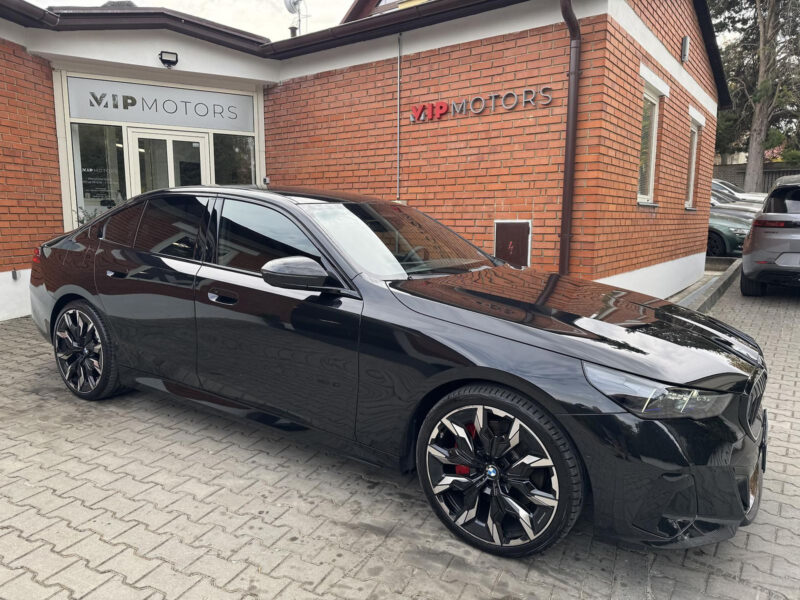 BMW 540d xDrive, M Sport Pro, R21, Bowers & Wilkins, záruka BMW
