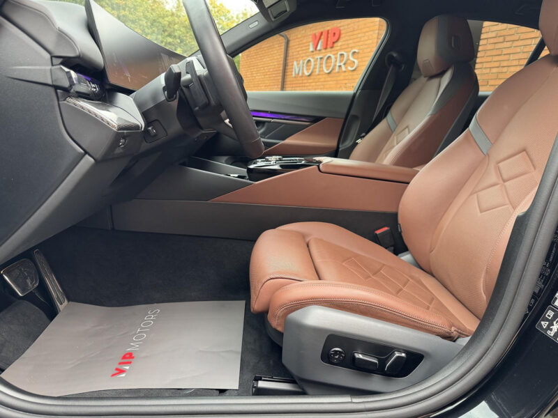 BMW 540d xDrive, M Sport Pro, R21, Bowers & Wilkins, záruka BMW