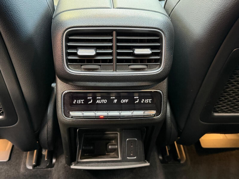 Mercedes-Benz GLE 400d Coupé, AMG paket, AIRMATIC, Burmester, panorama, R21