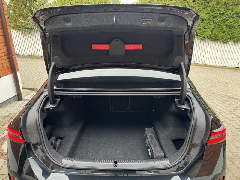BMW 540d xDrive, M Sport Pro, R21, Bowers & Wilkins, záruka BMW